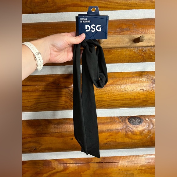DSG Accessories - DSG Softball Tie‎ Headband in Black